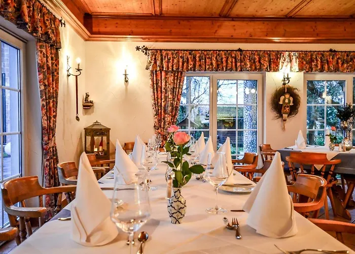 兰德霍斯克鲁巴酒店 酒店 4*