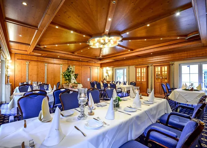 Отель Krombach Элькенрот